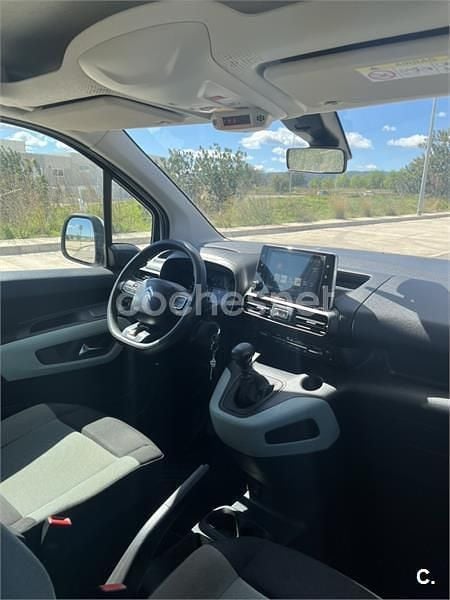 Usado Citroën Berlingo Feel 110 CV (80 kW) 2021 Blanco Monovolumen