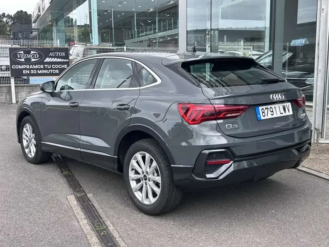 Usado Audi Q3 Sportback Advanced 200 CV (147 kW) 2022 Gris SUV