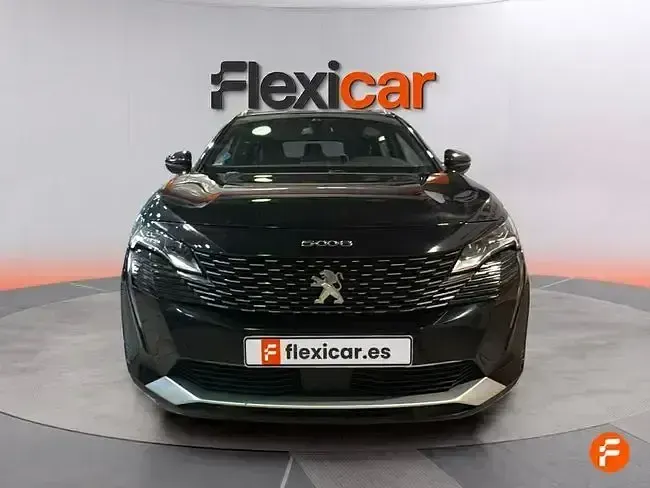 Usado Peugeot 5008 Active 136 CV (100 kW) 2024 Gris SUV