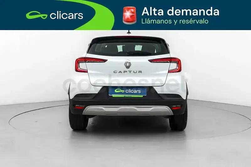 Usado Renault Captur Intens 100 CV (73 kW) 2022 Blanco SUV