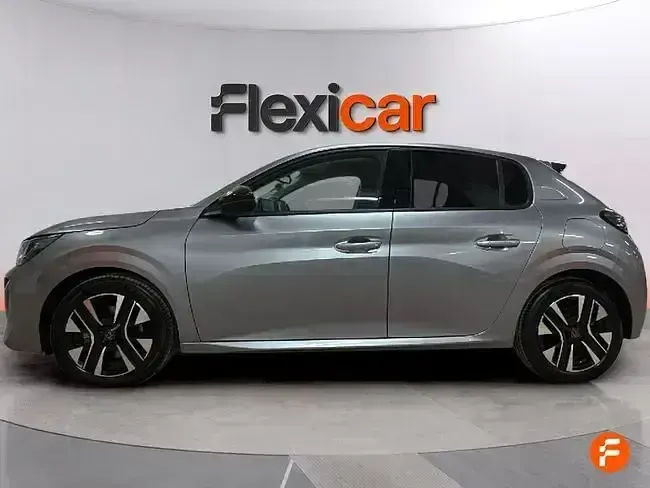 Usado Peugeot 208 Allure 100 CV (73 kW) 2025 Gris Utilitario