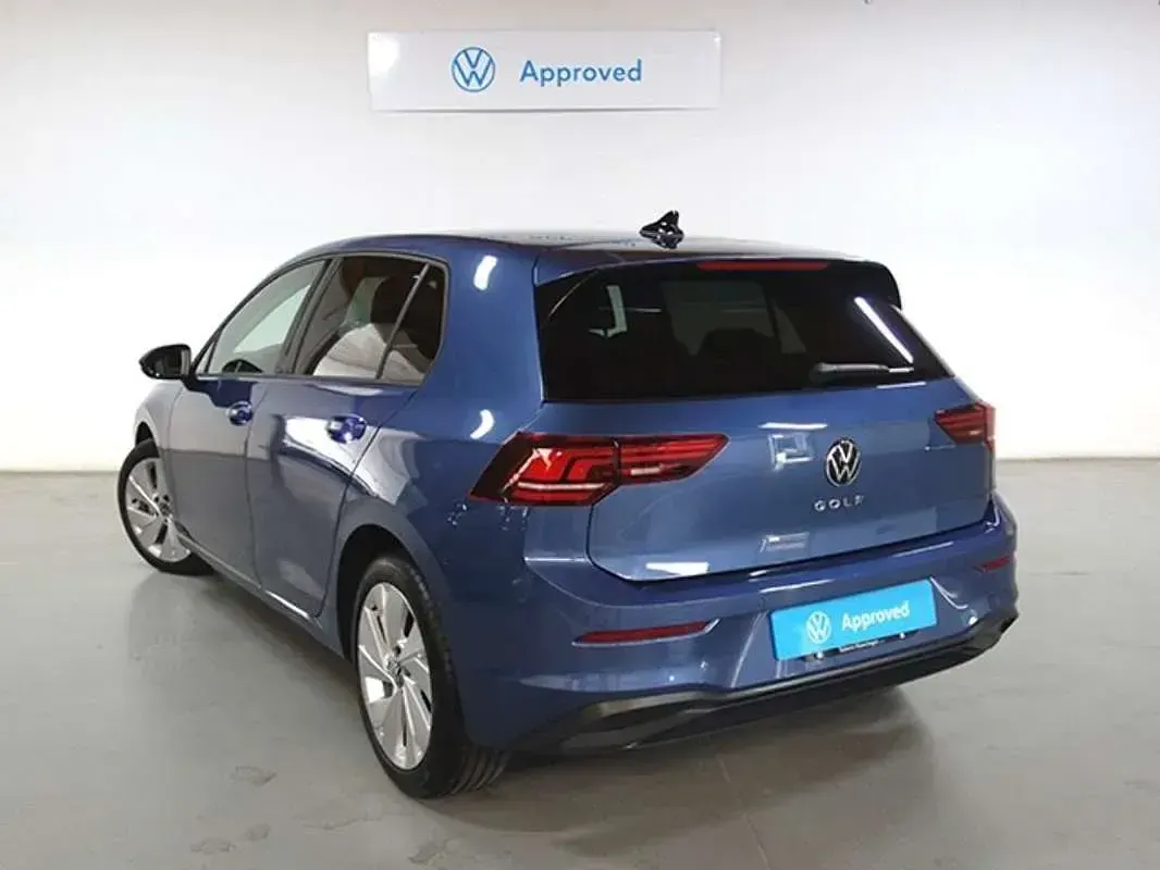 Usado VW Golf VIII 116 CV (85 kW) 2025 Azul Utilitario