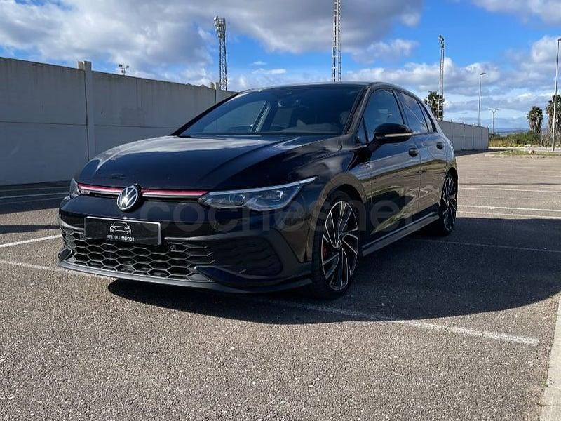 Usado VW Golf VII GTI Clubsport 301 CV (221 kW) 2021 Negro Utilitario