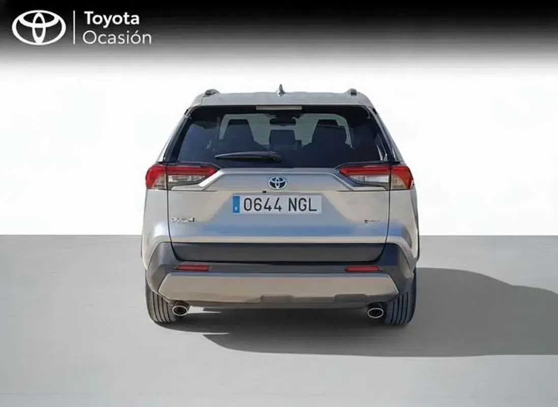 Usado Toyota RAV4 Hybrid Advance 218 CV (160 kW) 2025 Gris SUV