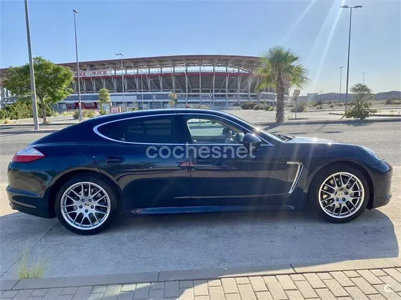 Usado Porsche Panamera 4S 400 CV (294 kW) 2011 Azul Utilitario