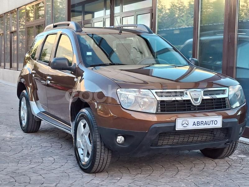 Marrón Usado 2011 Dacia Duster Lauréate SUV | 9900 € (Precio justo) - Imagen 1/4