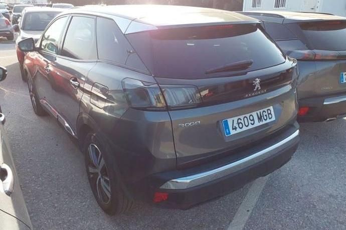 Usado Peugeot 3008 Allure 224 CV (164 kW) 2023