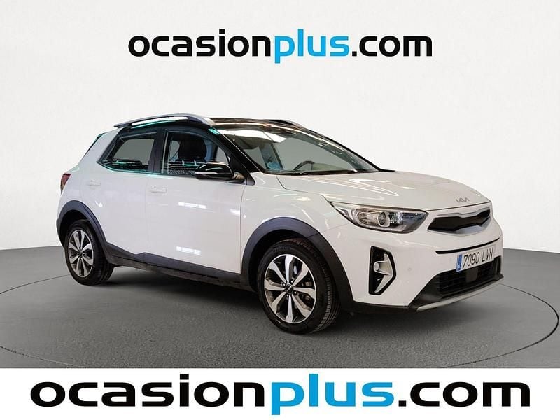 Usado Kia Stonic 120 CV (88 kW) 2021 Blanco SUV