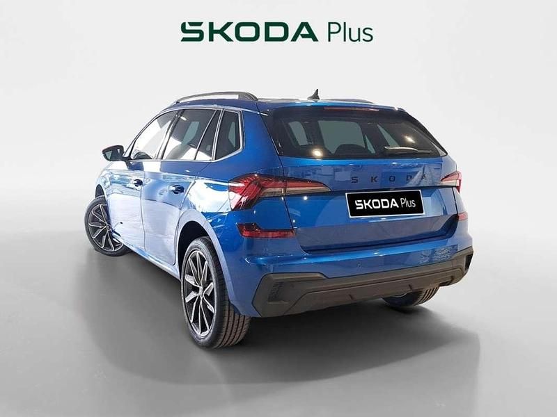 Usado Skoda Kamiq Sport 116 CV (85 kW) 2025 Azul SUV