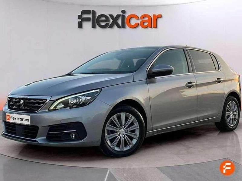 Usado Peugeot 308 Allure 131 CV (96 kW) 2021 Gris Utilitario