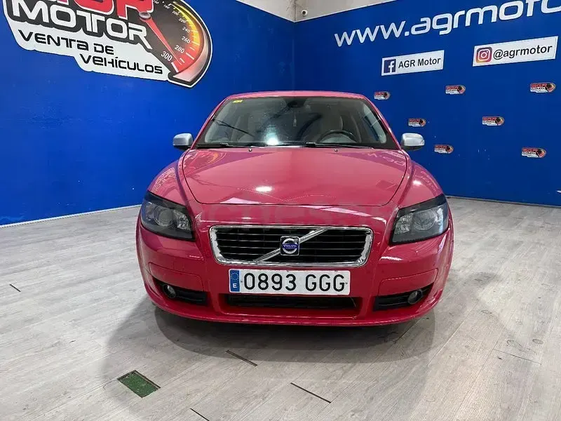Usado Volvo C30 Kinetic 136 CV (100 kW) 2008 Rosa Utilitario