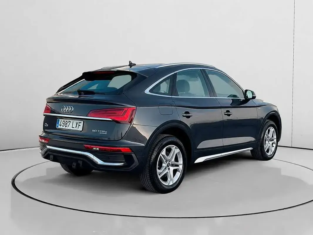 Usado Audi Q5 Sportback Advanced 299 CV (219 kW) 2022 Gris SUV