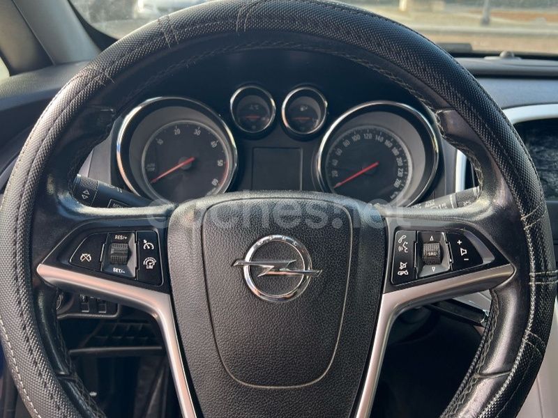 Azul Usado 2015 Opel Astra GTC Sportive Berlina | 6000 € (Super precio) - Imagen 1/4