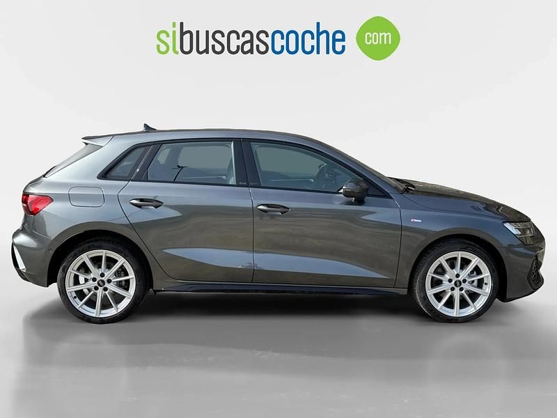 Nuevo Audi A3 Sportback e-tron 204 CV (150 kW) 2026 Gris/plata Utilitario