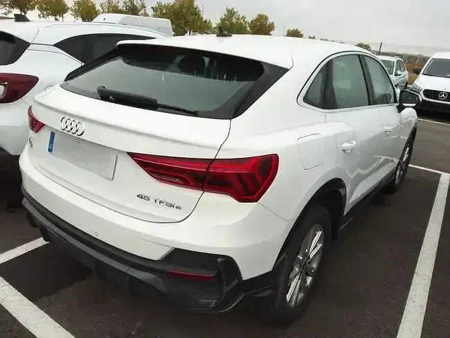 Usado Audi Q3 Advanced 244 CV (179 kW) 2023 Blanco SUV