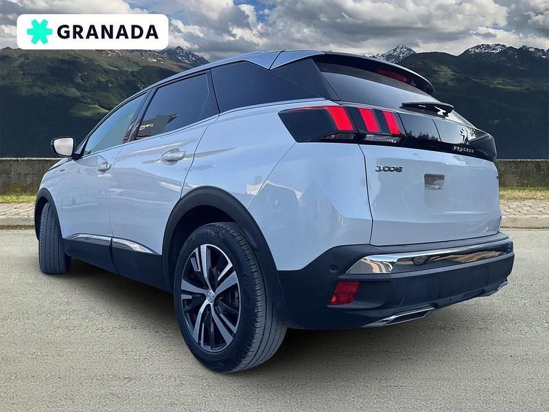 Usado Peugeot 3008 GT-line 150 CV (110 kW) 2018 Blanco
