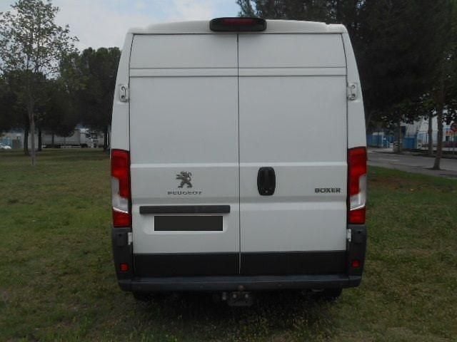 Usado Peugeot Boxer S 140 CV (102 kW) 2021 Blanco Van