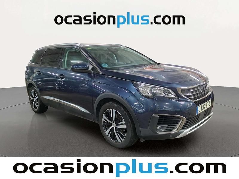 Usado Peugeot 5008 Allure 120 CV (88 kW) 2017 Azul SUV