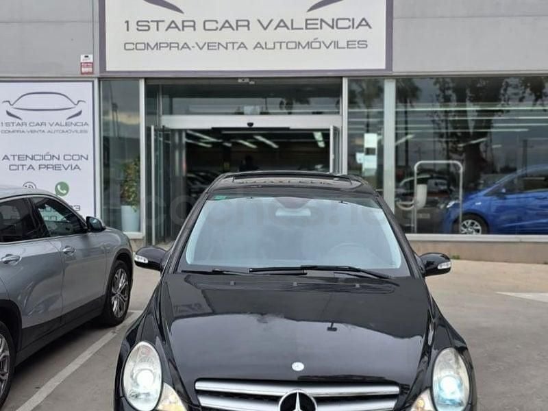 Usado Mercedes R320 224 CV (164 kW) 2006 Negro Monovolumen