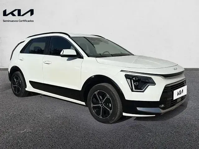 Usado Kia Niro 141 CV (103 kW) 2024 Sedán SUV