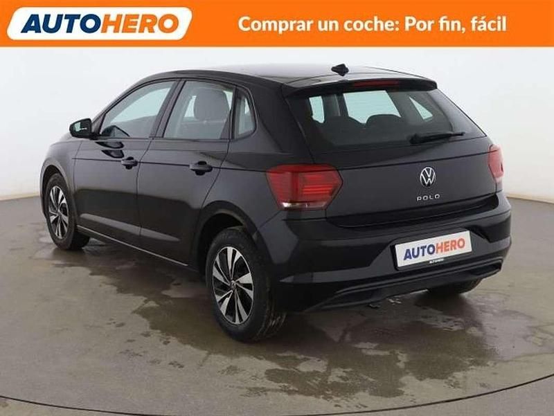 Usado VW Polo Advance 95 CV (69 kW) 2021 Negro Utilitario