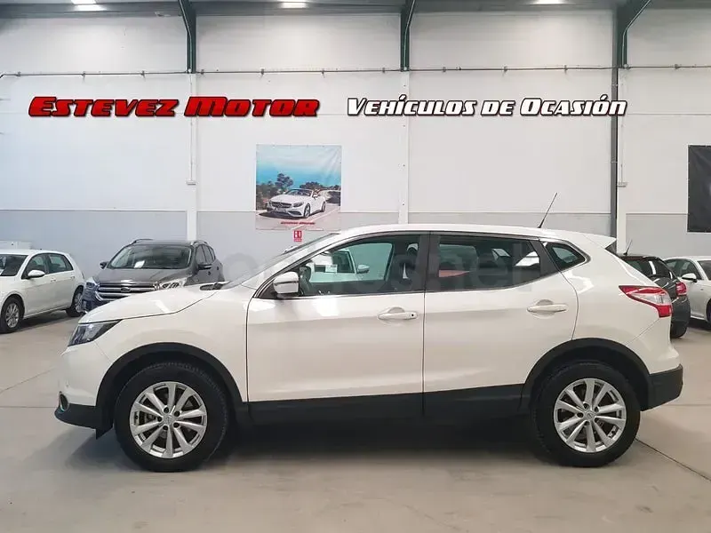 Usado Nissan Qashqai Acenta 110 CV (80 kW) 2017 Blanco SUV