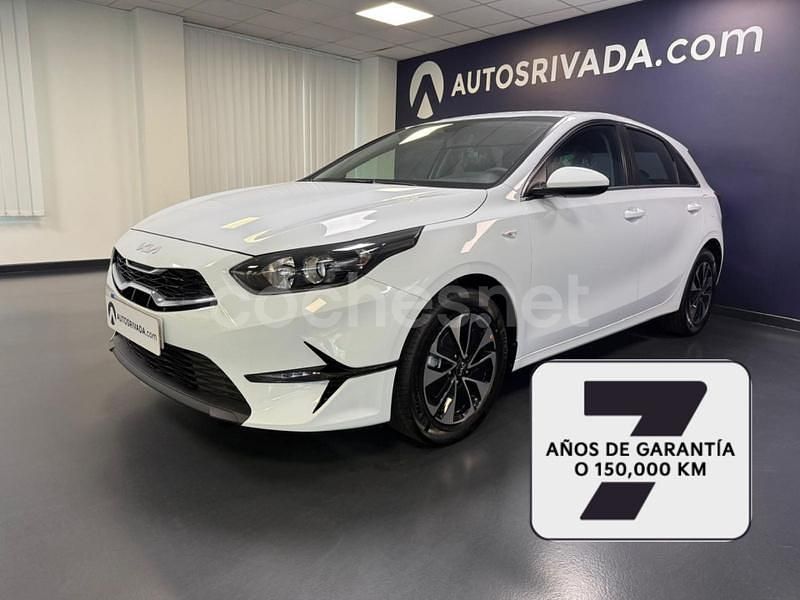 Blanco Nuevo 2025 Kia Ceed Utilitario | 19.900 € (Buen precio) - Imagen 1/4