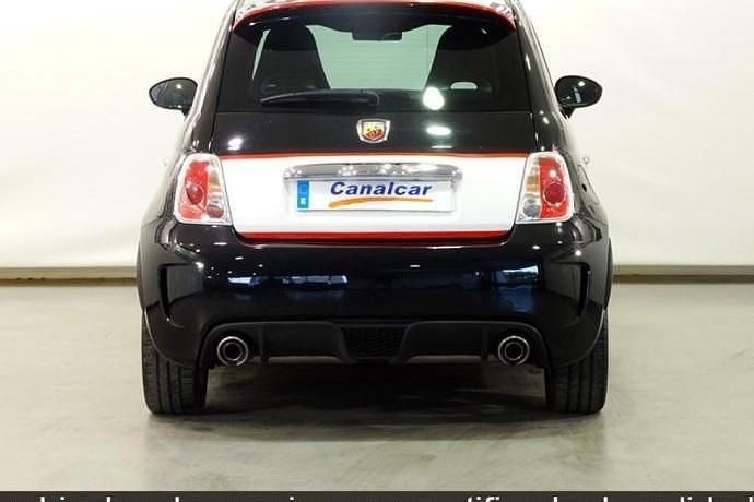 Usado Abarth 500 135 CV (99 kW) 2012 Negro Utilitario