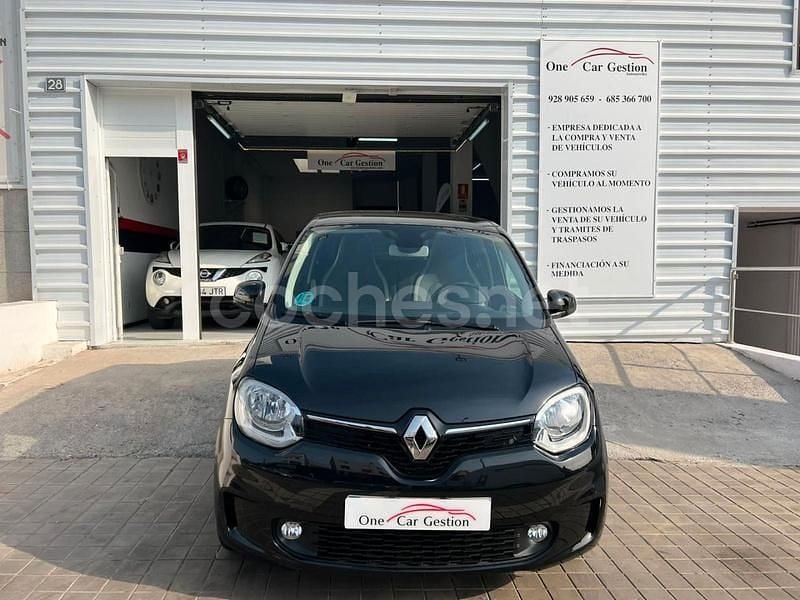 Usado Renault Twingo Intens 75 CV (55 kW) 2021 Negro Utilitario