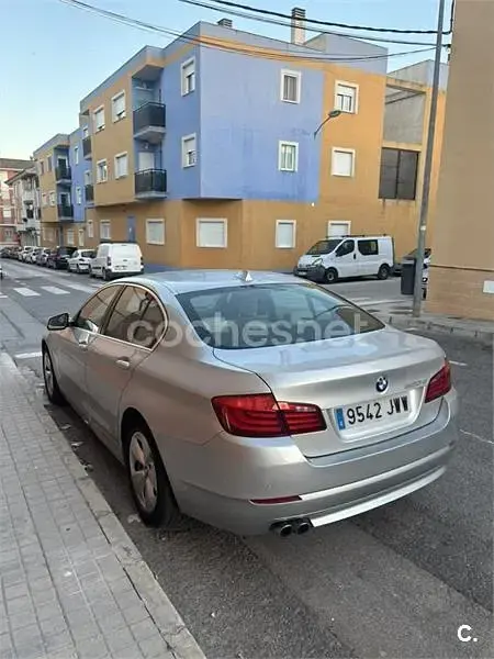 Usado BMW 520 Efficient Dynamics 184 CV (135 kW) 2012 Gris / plata Berlina