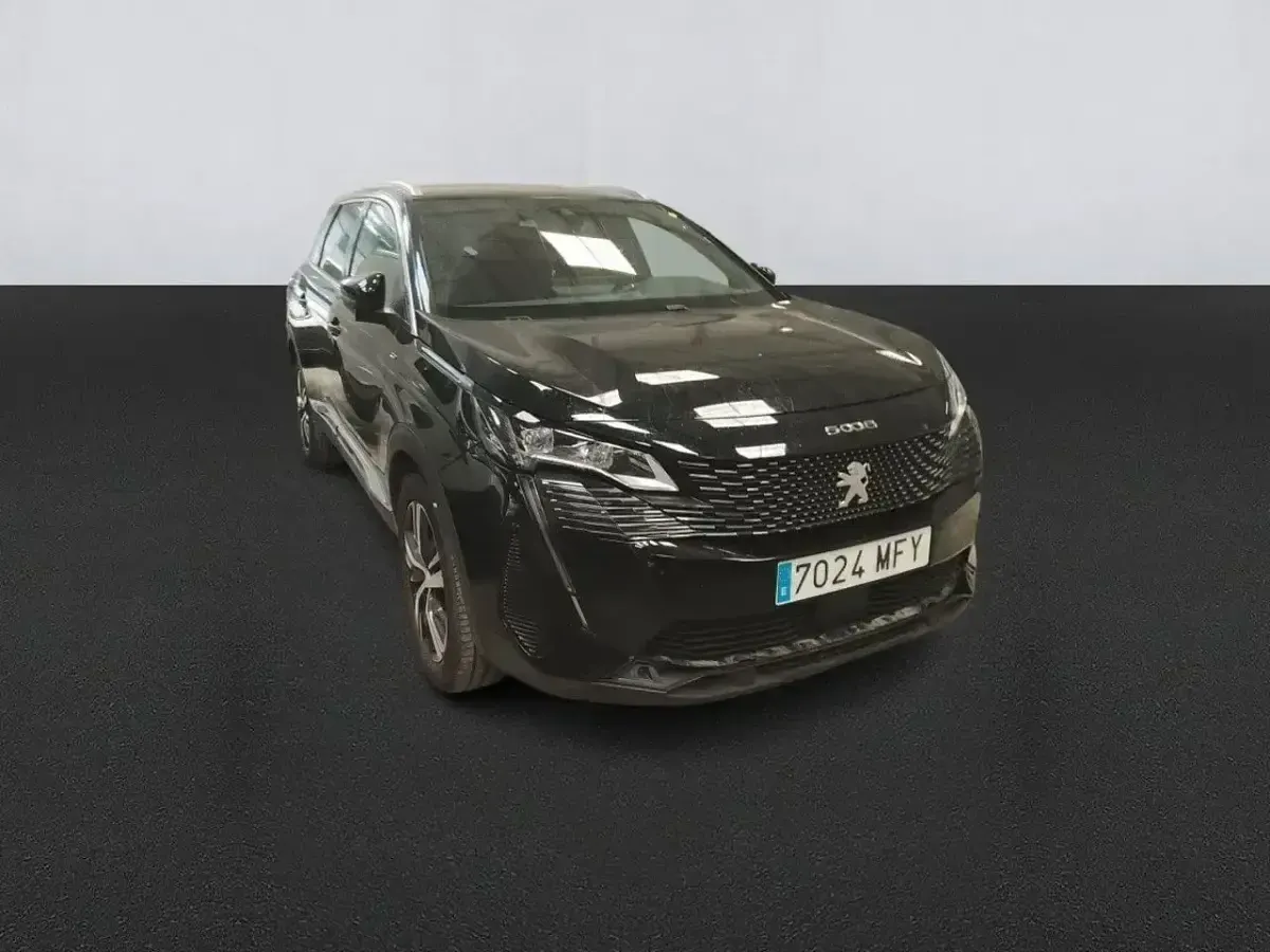 Usado Peugeot 5008 GT 131 CV (96 kW) 2023 Negro SUV
