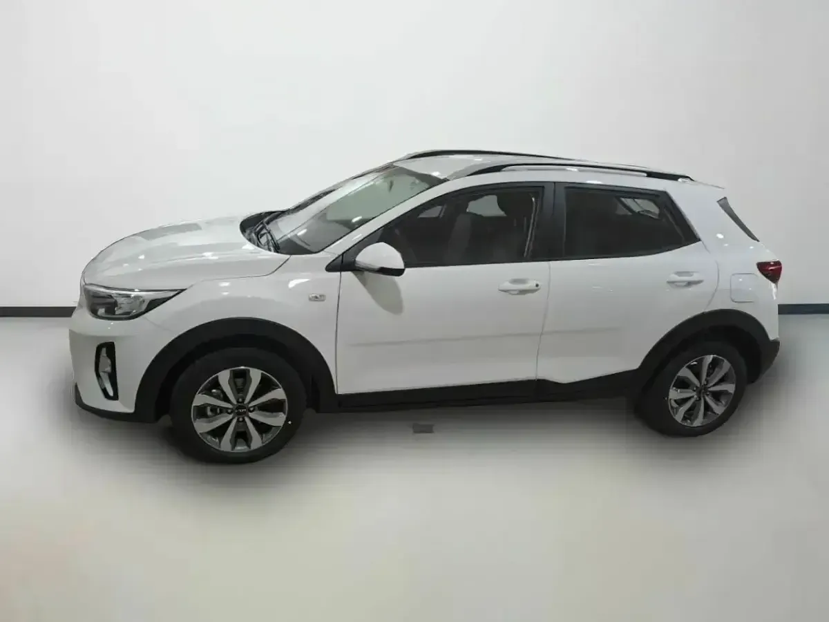 Nuevo Kia Stonic 100 CV (73 kW) 2025 Blanco SUV