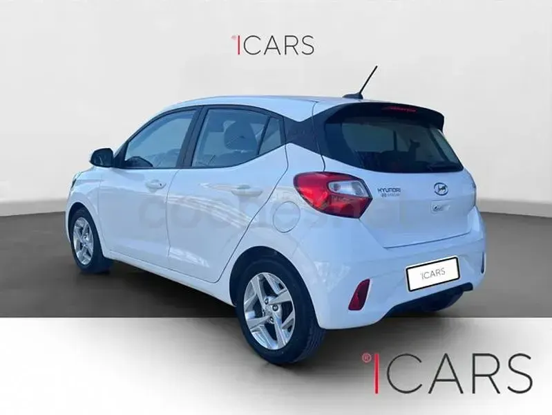 Usado Hyundai i10 67 CV (49 kW) 2022 Blanco Utilitario