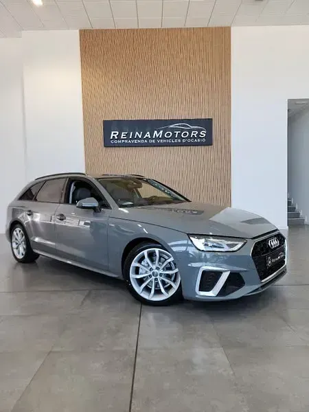 Usado Audi A4 Advanced Plus 163 CV (119 kW) 2020 Gris / plata Familiar