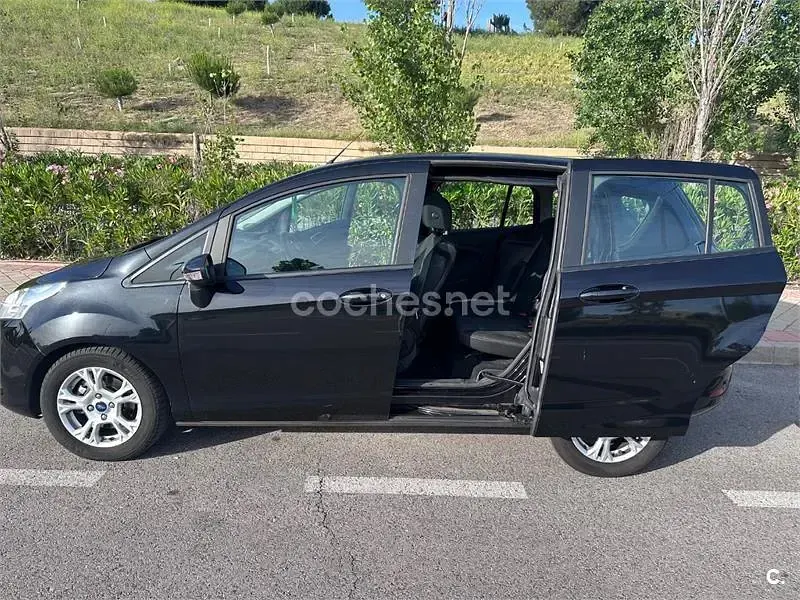 Usado Ford B-MAX Trend 100 CV (73 kW) 2012 Negro Monovolumen