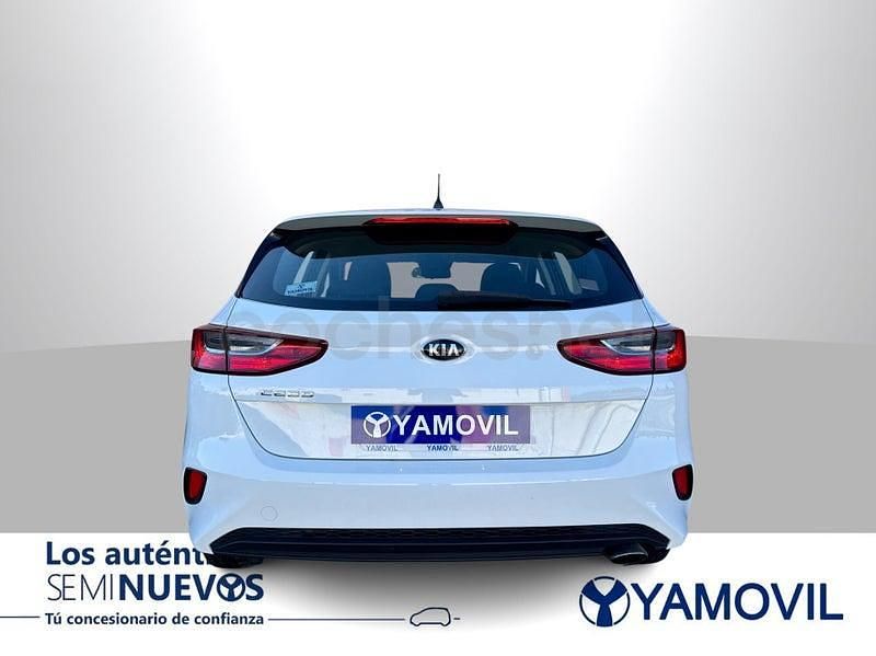 Usado Kia Ceed 100 CV (73 kW) 2018 Blanco Utilitario