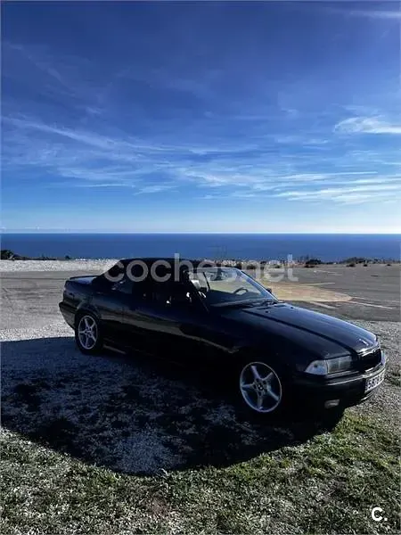 Usado BMW 318 Cabriolet 115 CV (84 kW) 1999 Negro Descapotable