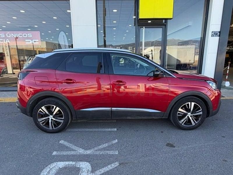 Usado Peugeot 3008 Allure 130 CV (95 kW) 2018 Granate SUV