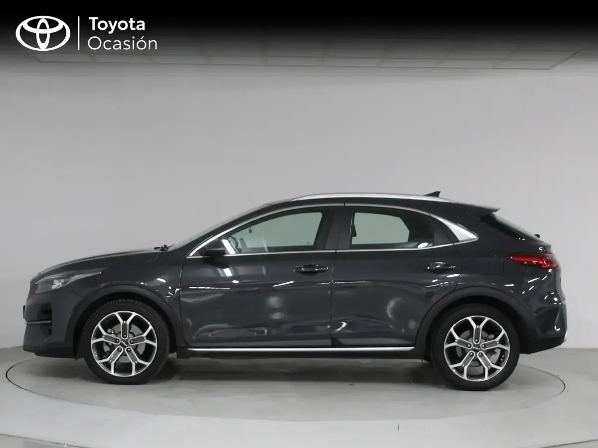 Usado Kia XCeed 160 CV (117 kW) 2022 Gris SUV