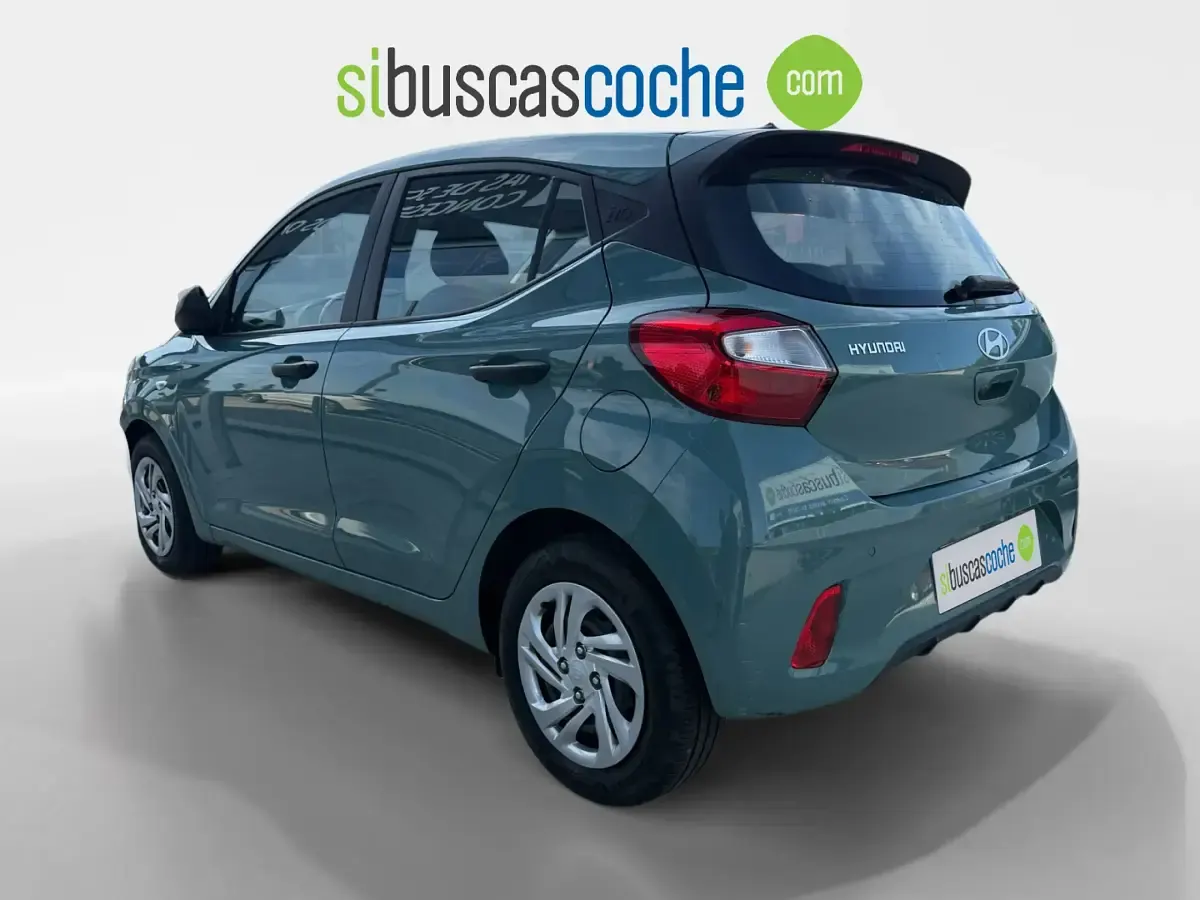 Usado Hyundai i10 63 CV (46 kW) 2024 Verde Utilitario