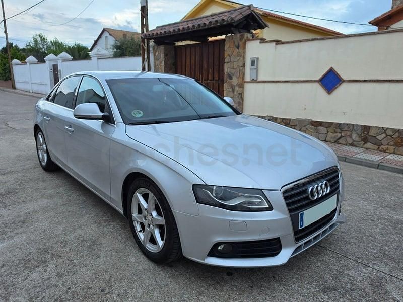 Usado Audi A4 143 CV (105 kW) 2009 Gris / plata Berlina