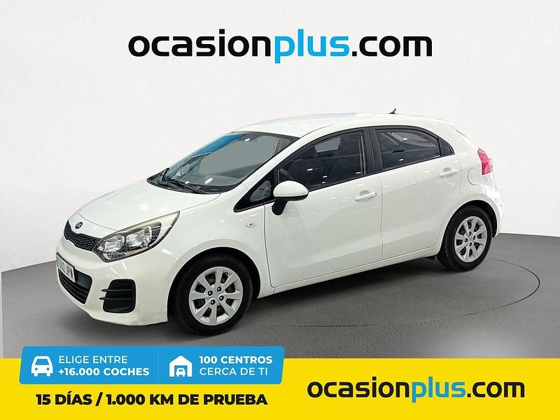 Blanco Usado 2016 Kia Rio Utilitario | 7450 € (Buen precio) - Imagen 1/4
