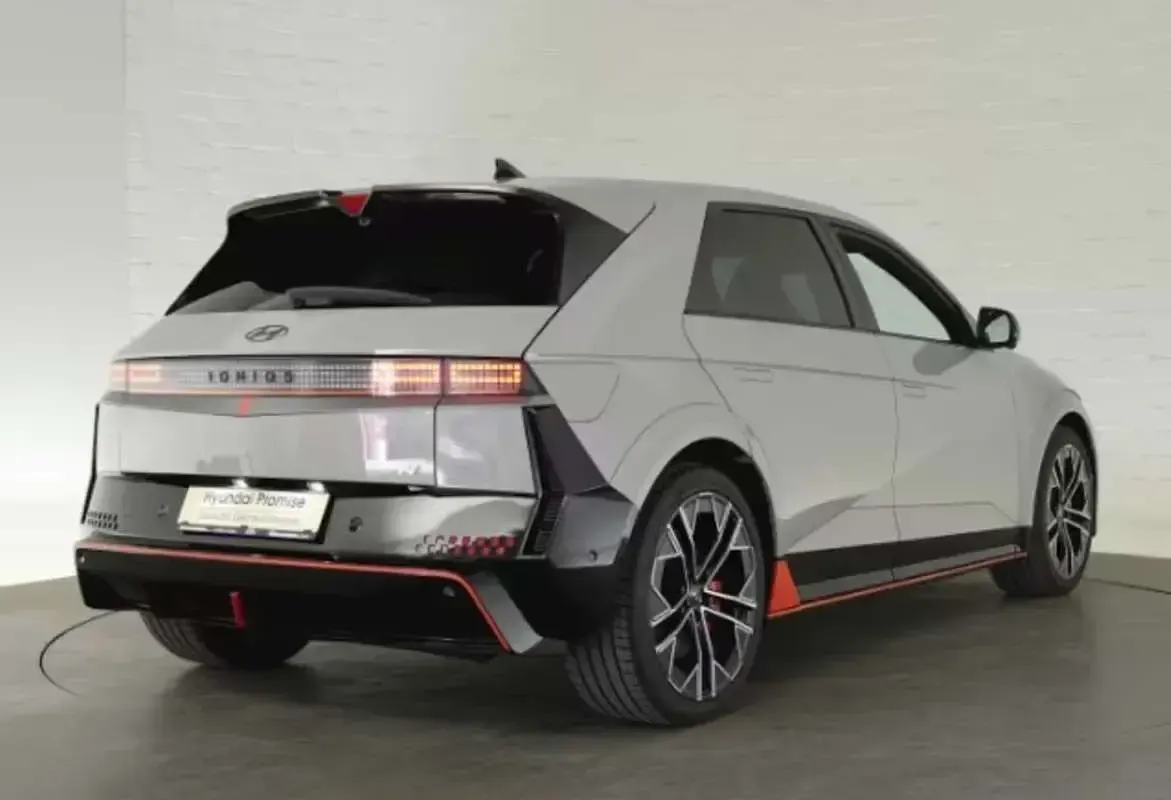 Usado Hyundai Ioniq 5 478 kW (650 CV) 2025 Gris SUV
