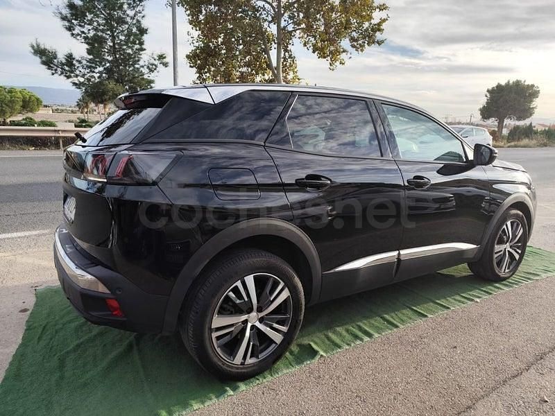 Usado Peugeot 3008 Active 130 CV (95 kW) 2021 Negro SUV