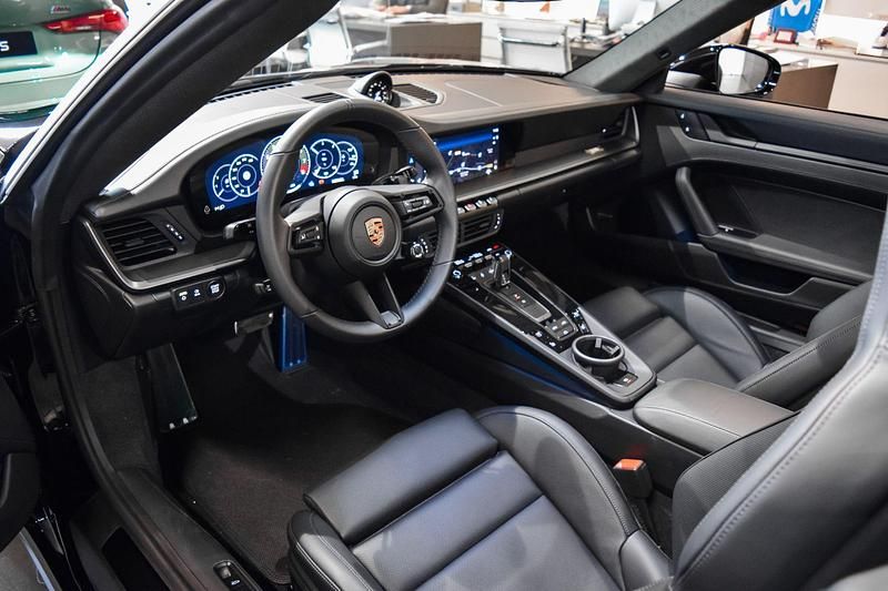 Nuevo Porsche 911 541 CV (397 kW) 2025 Negro