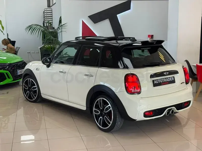 Usado Mini Cooper SD 170 CV (125 kW) 2016 Beige Utilitario