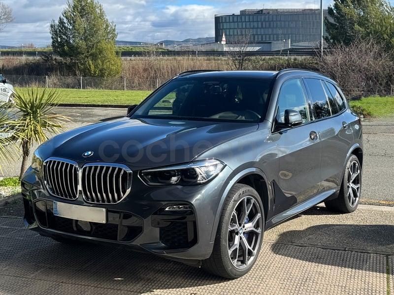 Gris / plata Usado 2022 BMW X5 Comfort Edition SUV | 54.900 € (Super precio) - Imagen 1/4