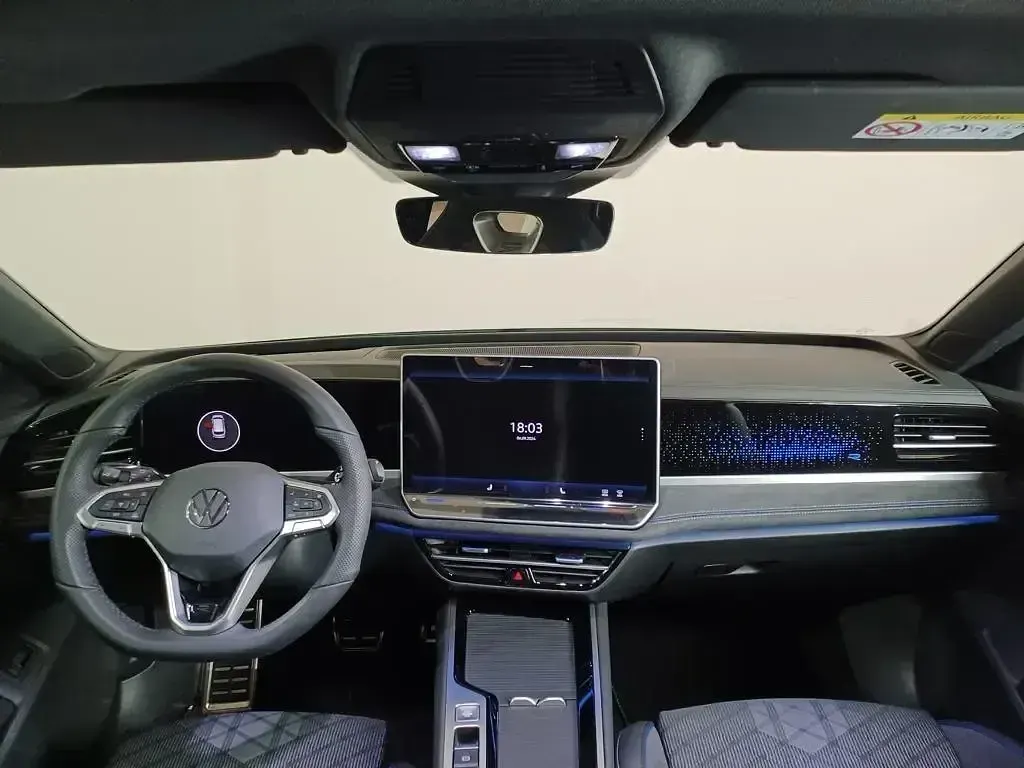 Brugt VW Passat R-line 150 HK (110 kW) 2024 Hvid Stationcar