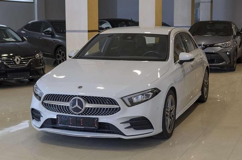 Begagnad Mercedes A200 150 HK (110 kW) 2020 Vit Halvkombi