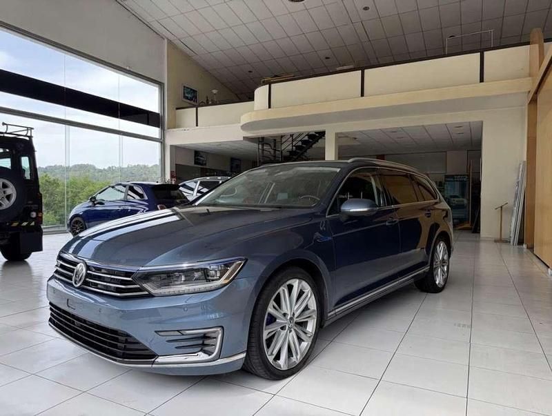 Käytetty VW Passat Sport 179 HP (131 kW) 2015 Sininen Farmari